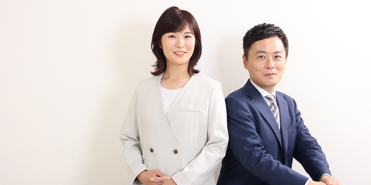 人物が並ぶ写真